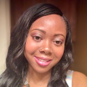 Meet your Posher, Tonisha